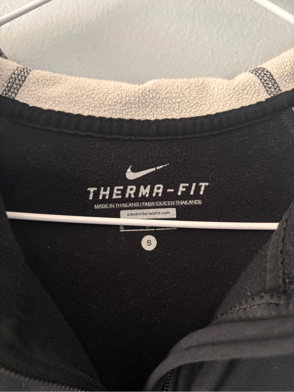 Nike Hoodie Jacket Women's Size S Therma fit full zip Black Gray Thumb Holes. - Picture 2 of 4